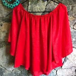 Beware Red elastic neck, bell sleeve top size XL